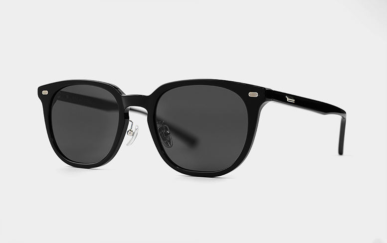 Horn KNOX Col.1 Black-Smog (2).jpg