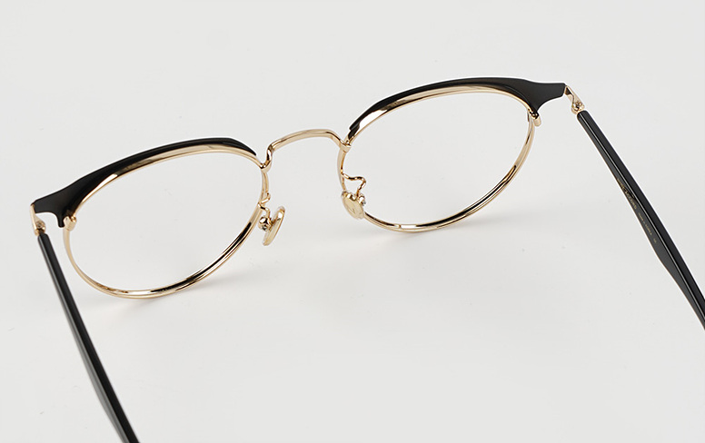 Placo GREAT Col.1 Black-Gold (4).jpg