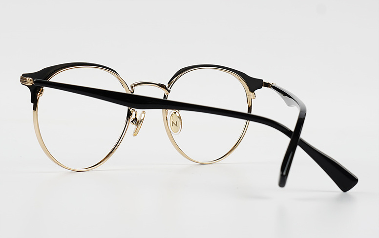 Placo GREAT Col.1 Black-Gold (3).jpg
